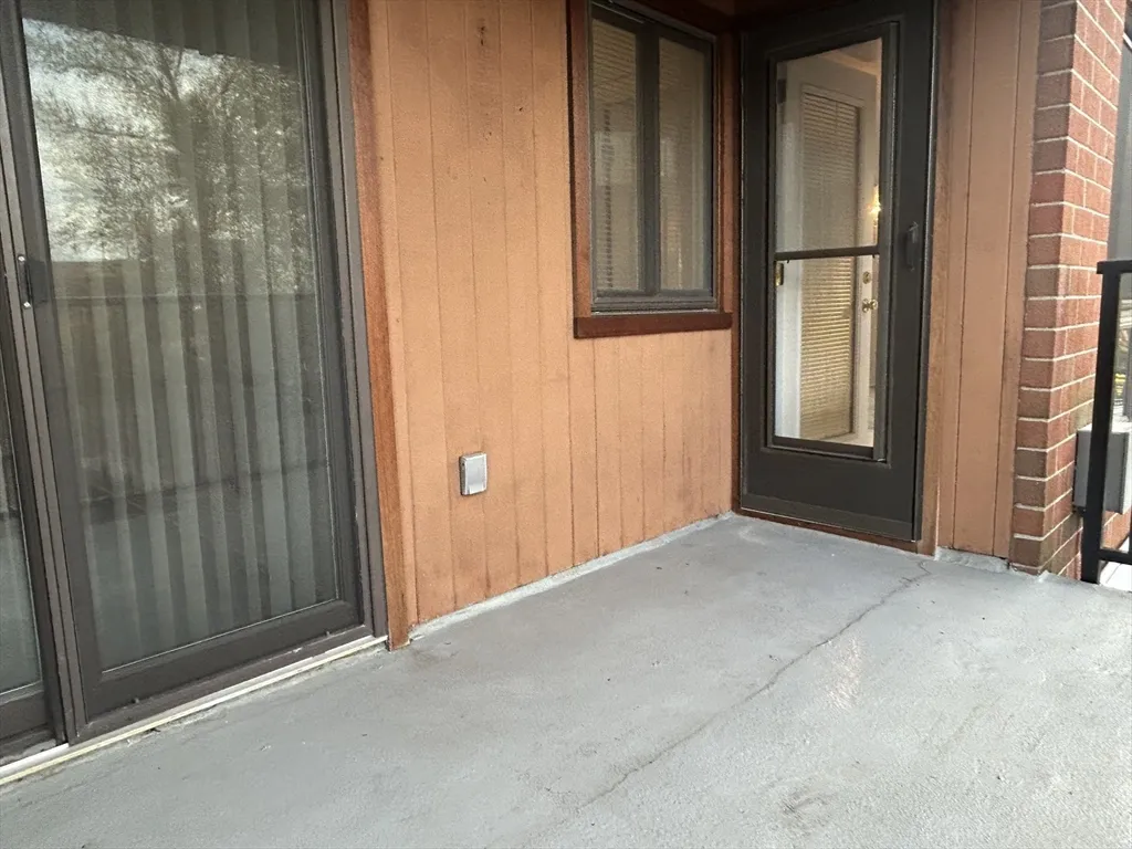 2 bed, 2 bath apartment for rent at 60 Rantoul St Unit 116, Beverly — photo 17 of 22