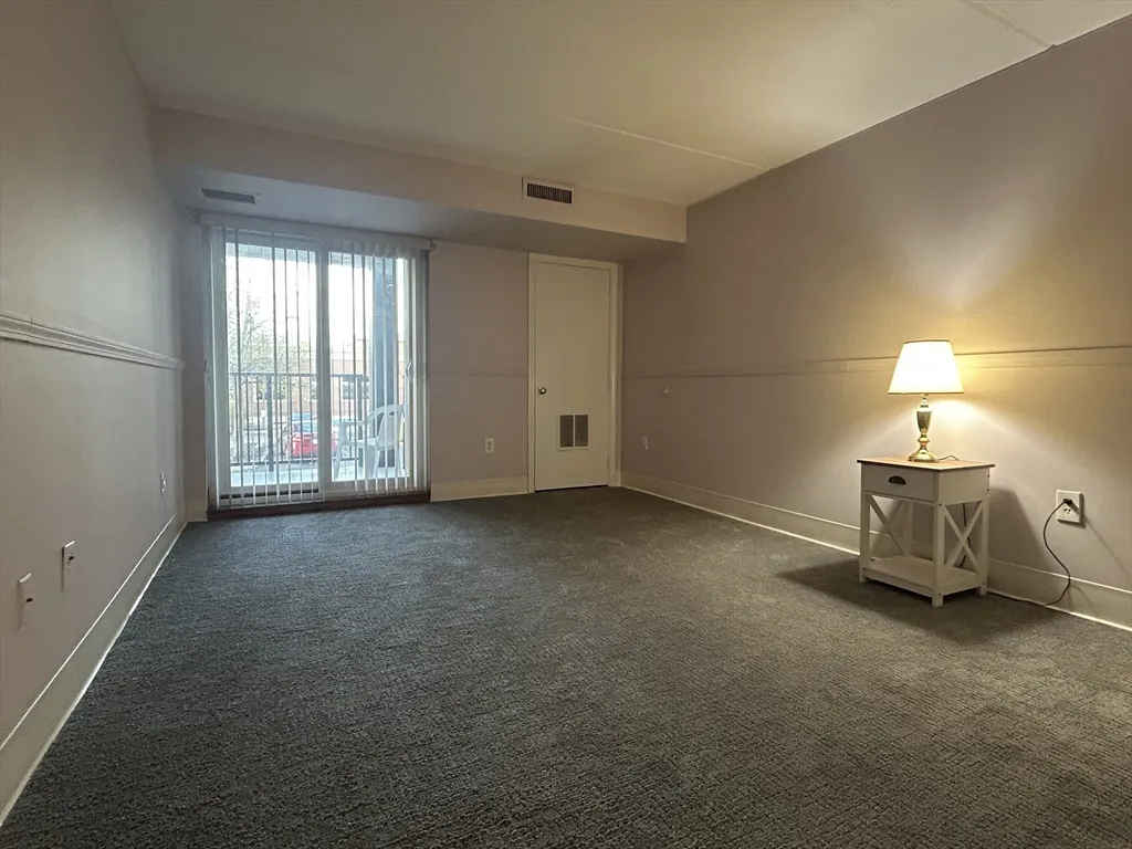 2 bed, 2 bath apartment for rent at 60 Rantoul St Unit 116, Beverly — photo 6 of 22