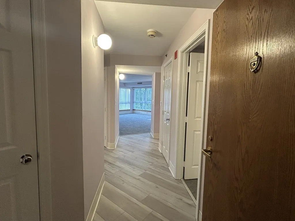 2 bed, 2 bath apartment for rent at 60 Rantoul St Unit 116, Beverly — photo 2 of 22
