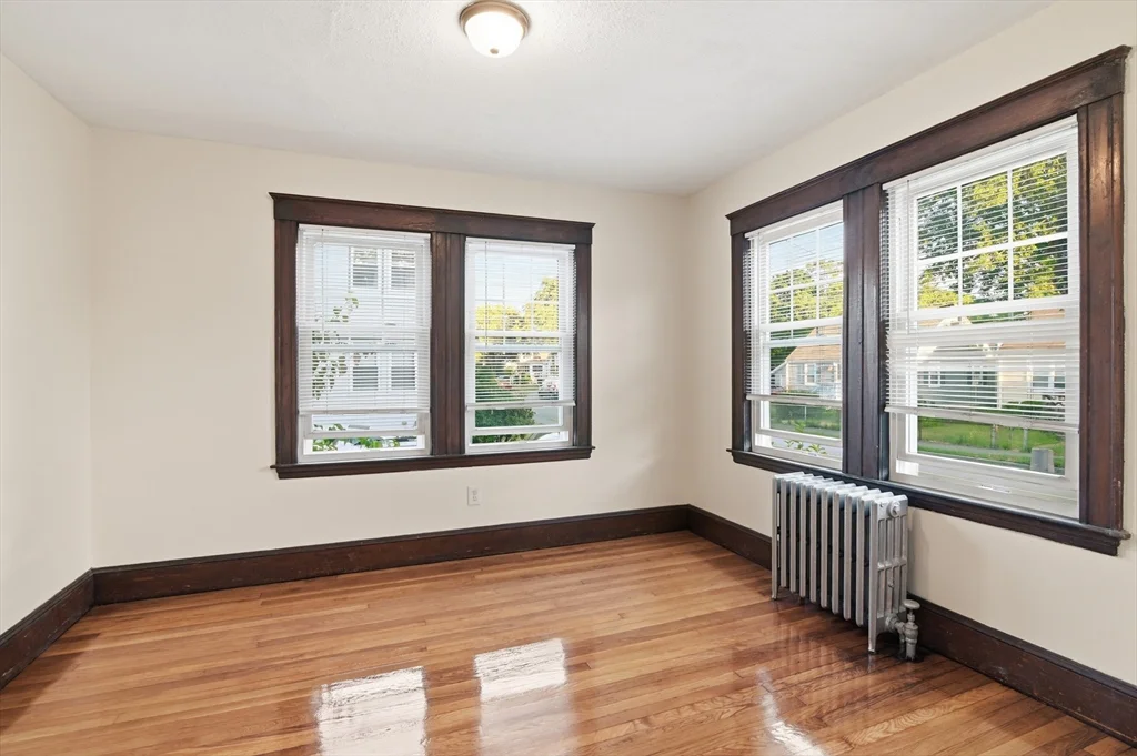 1 bed, 1 bath apartment for rent at 60 Raycroft St Unit R-1, Quincy — photo 4 of 16