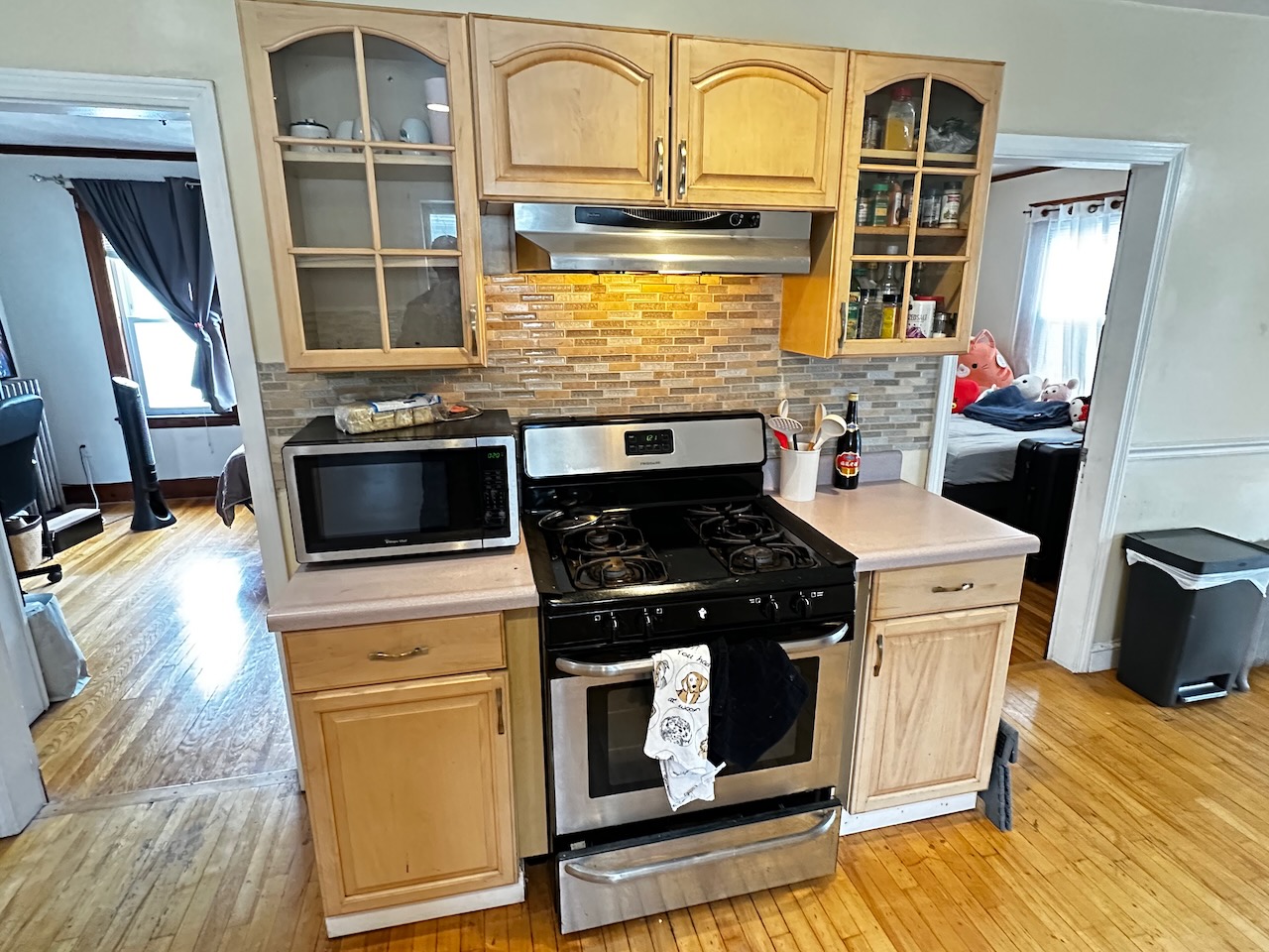 3 bed, 1 bath apartment for rent at 60 Raymond St Unit 1, Allston — photo 6 of 17