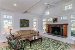 6 bed, 3 bath apartment for rent at 60 Red Gate, Amherst — photo 8 of 19