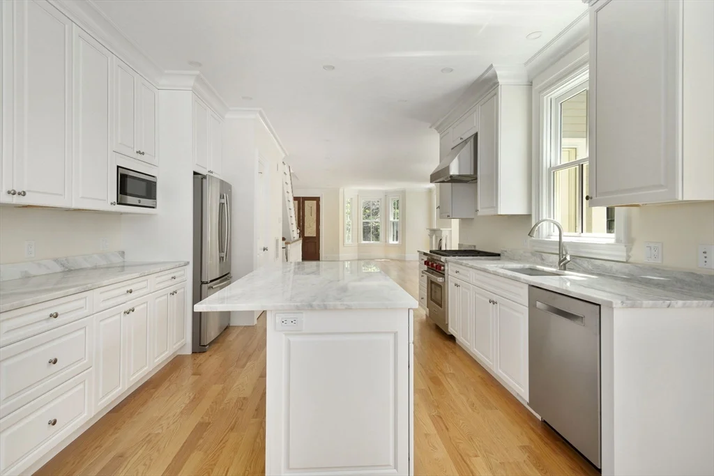 4 bed, 3 bath apartment for rent at 60 Reed Unit 60, Cambridge — photo 2 of 21