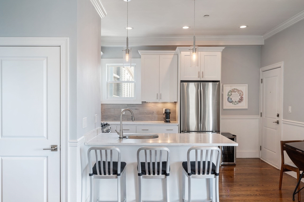 2 bed, 2 bath apartment for rent at 60 Romsey St Unit 3, Dorchester — photo 8 of 26