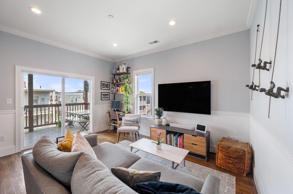 2 bed, 2 bath apartment for rent at 60 Romsey St Unit 3, Dorchester — photo 3 of 26