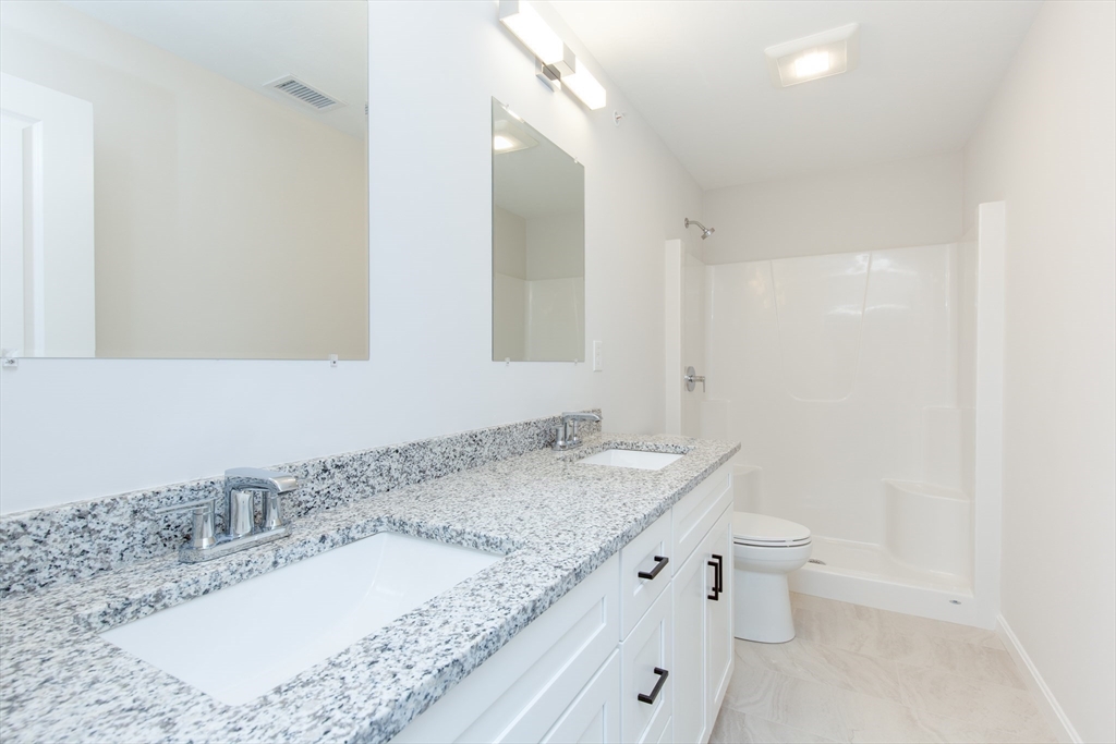 2 bed, 2 bath apartment for rent at 60 Sherburne Ave Unit 1, Tyngsborough — photo 11 of 19