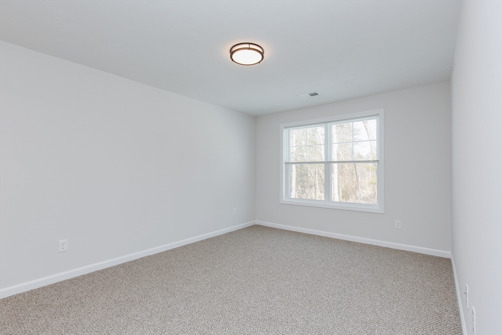 2 bed, 2 bath apartment for rent at 60 Sherburne Ave Unit 4, Tyngsborough — photo 14 of 19