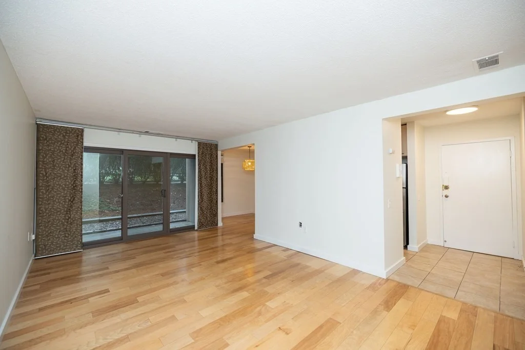 2 bed, 1 bath apartment for rent at 60 Shrewsbury Green Dr Unit B, Shrewsbury — photo 15 of 31