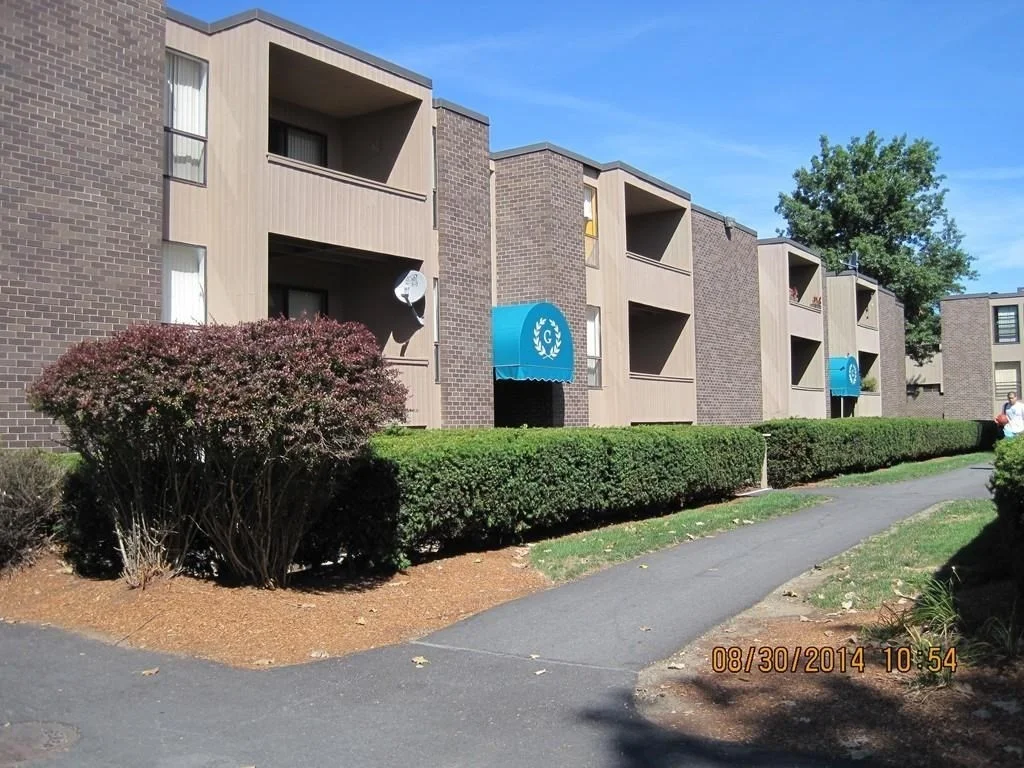 2 bed, 1 bath apartment for rent at 60 Shrewsbury Green Dr Unit E, Shrewsbury