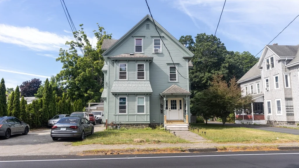 1 bed, 1 bath apartment for rent at 60 tremont St Unit 2, Taunton