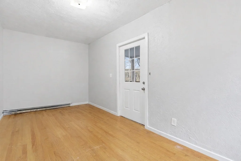 2 bed, 1 bath apartment for rent at 60 Tudor Unit 1, Lynn — photo 17 of 19