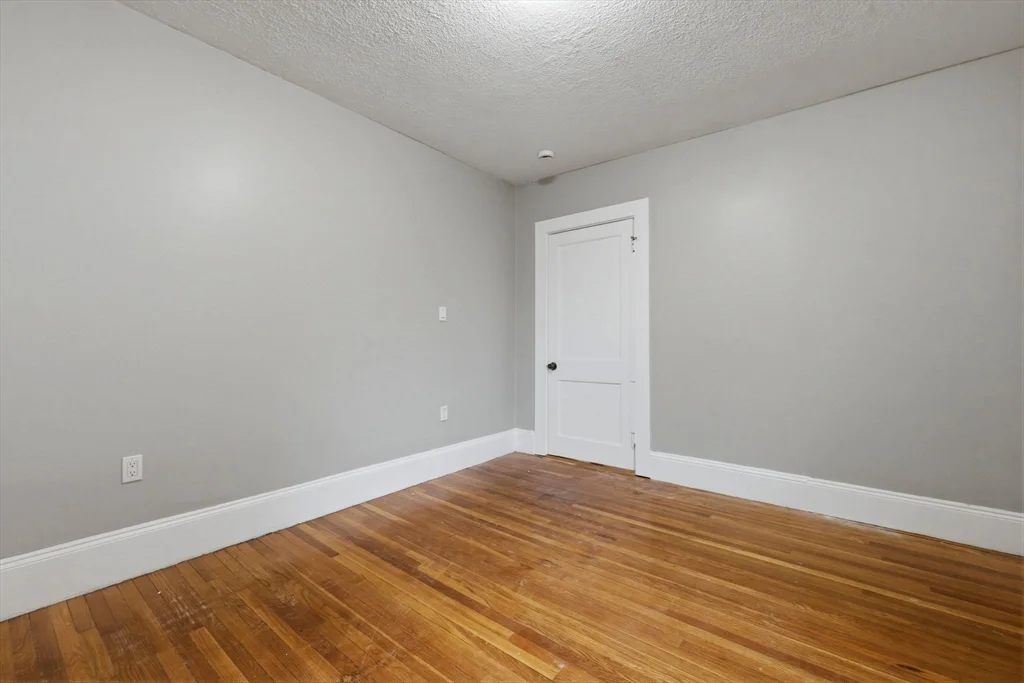 2 bed, 1 bath apartment for rent at 60 Tudor Unit 1, Lynn — photo 11 of 19