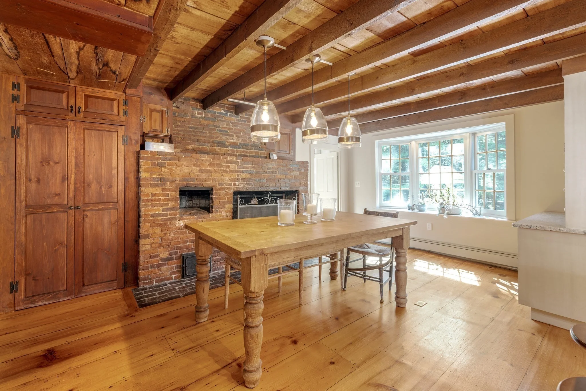 5 bed, 4+ bath apartment for rent at 60 Washington St, Sherborn — photo 10 of 37