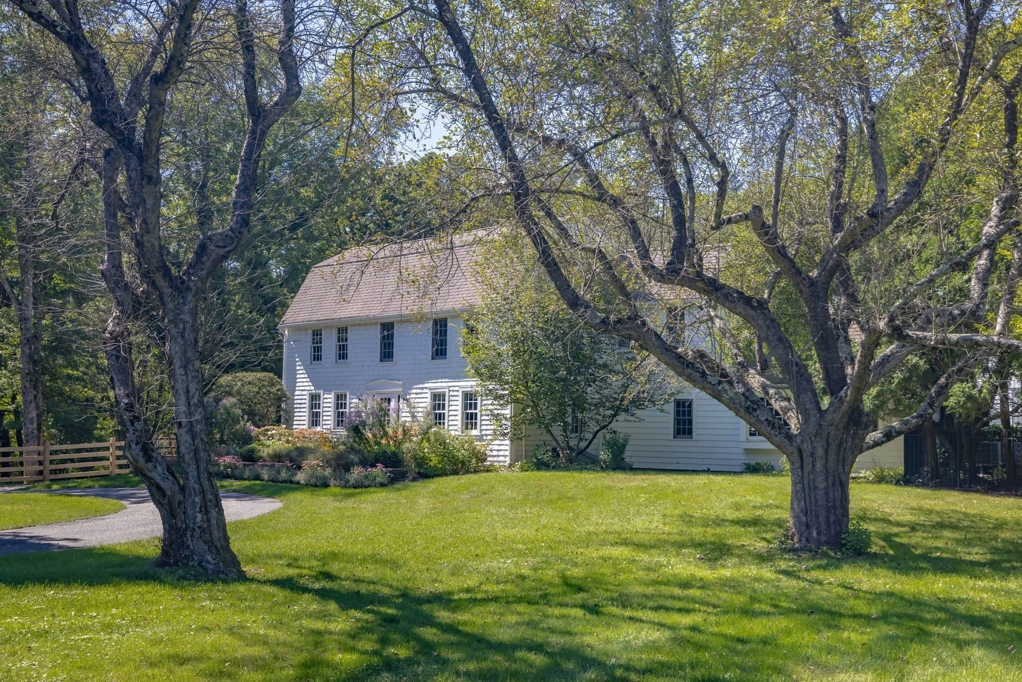 5 bed, 4+ bath apartment for rent at 60 Washington St, Sherborn