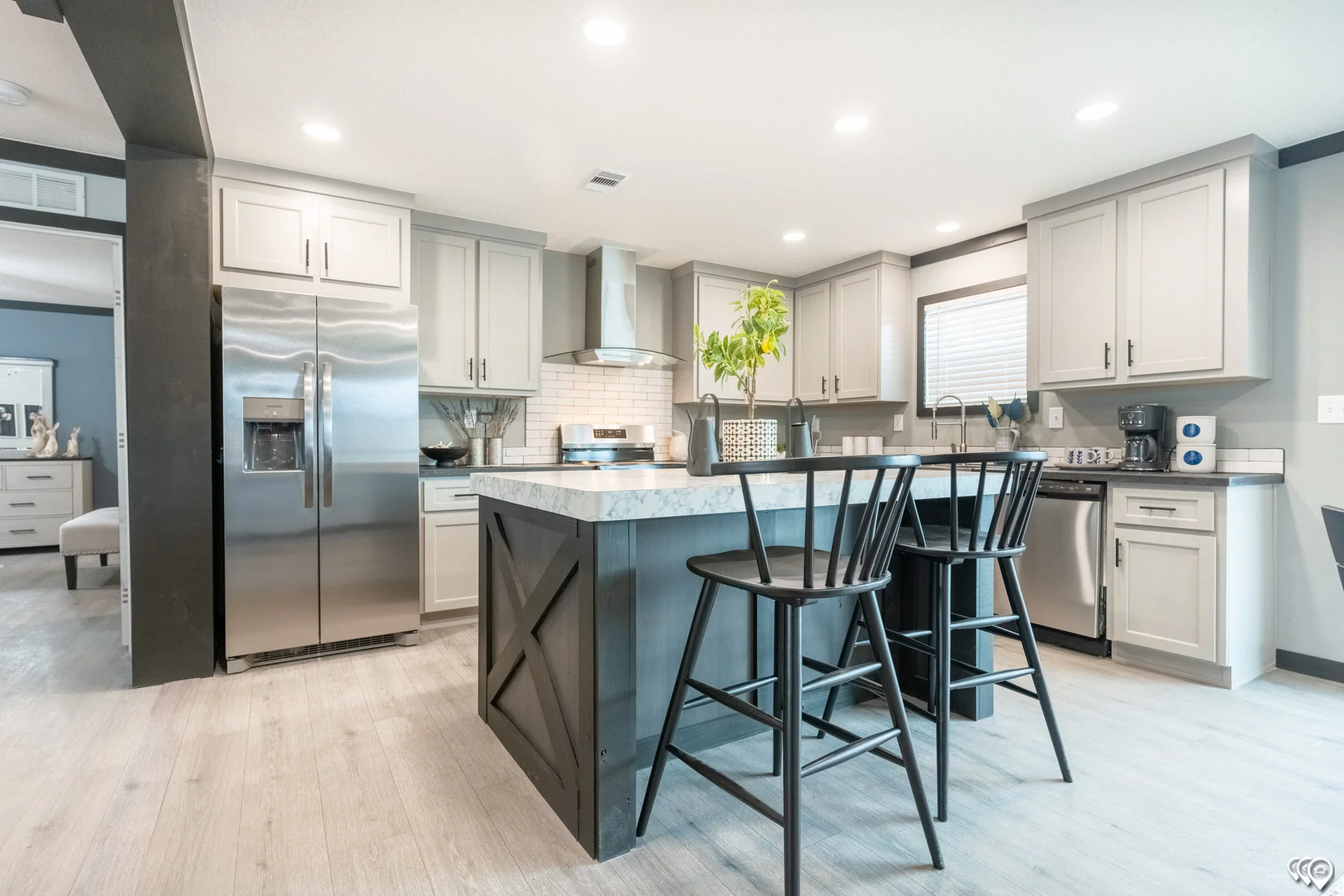 5 bed, 3 bath apartment for rent at 60 Willow Ave Unit 11A, Hyde Park — photo 1 of 5