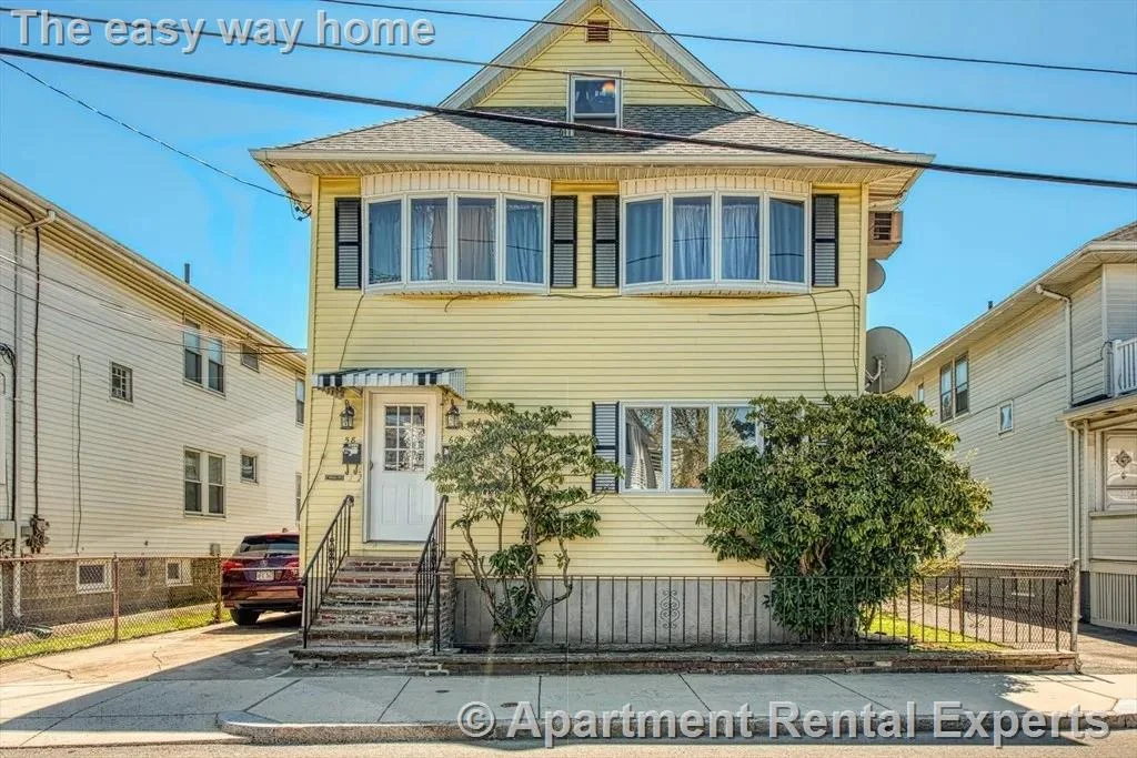 2 bed, 1 bath apartment for rent at 60 Windsor Rd, Tufts — photo 9 of 9