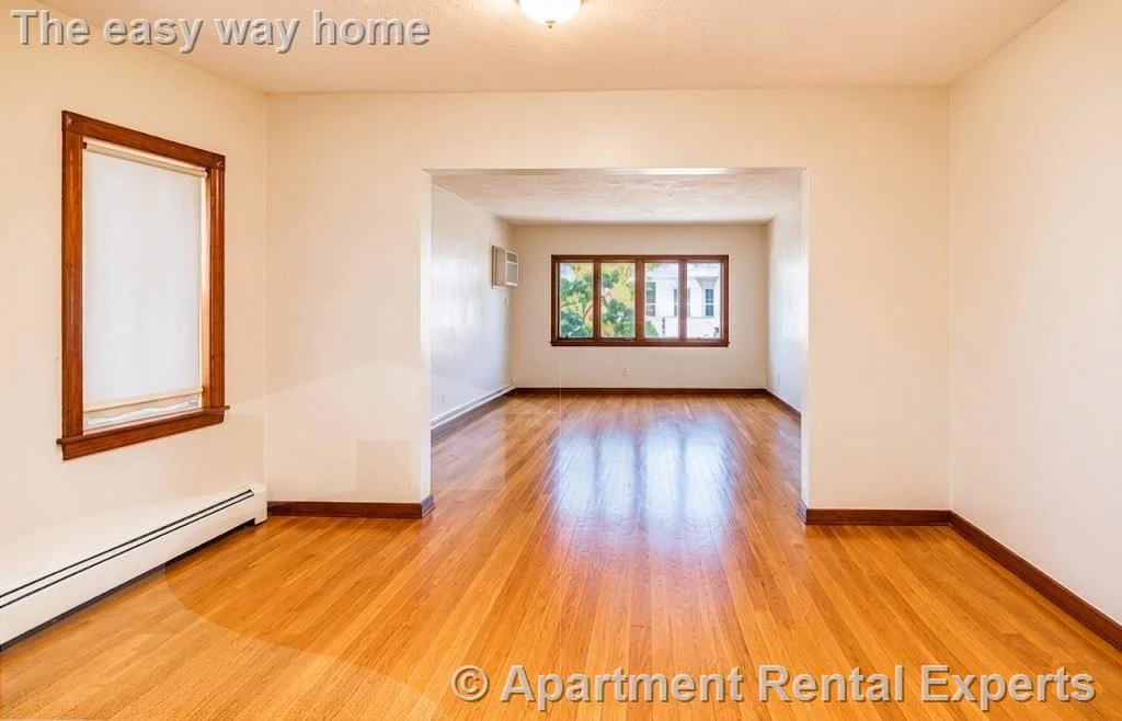 2 bed, 1 bath apartment for rent at 60 Windsor Rd, Tufts — photo 2 of 9