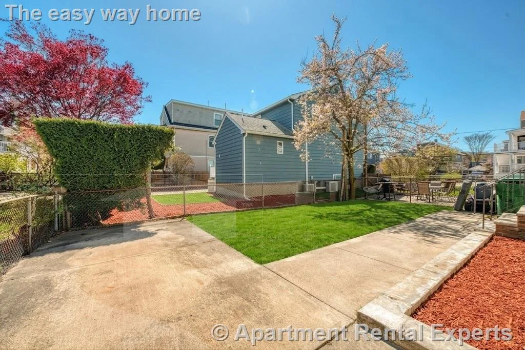2 bed, 1 bath apartment for rent at 60 Windsor Rd, Tufts — photo 7 of 9