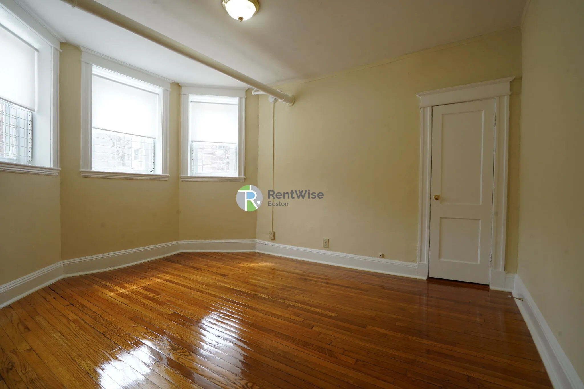 1 bed, 1 bath apartment for rent at 60 Woodstock Ave Unit 2, Brighton — photo 10 of 18