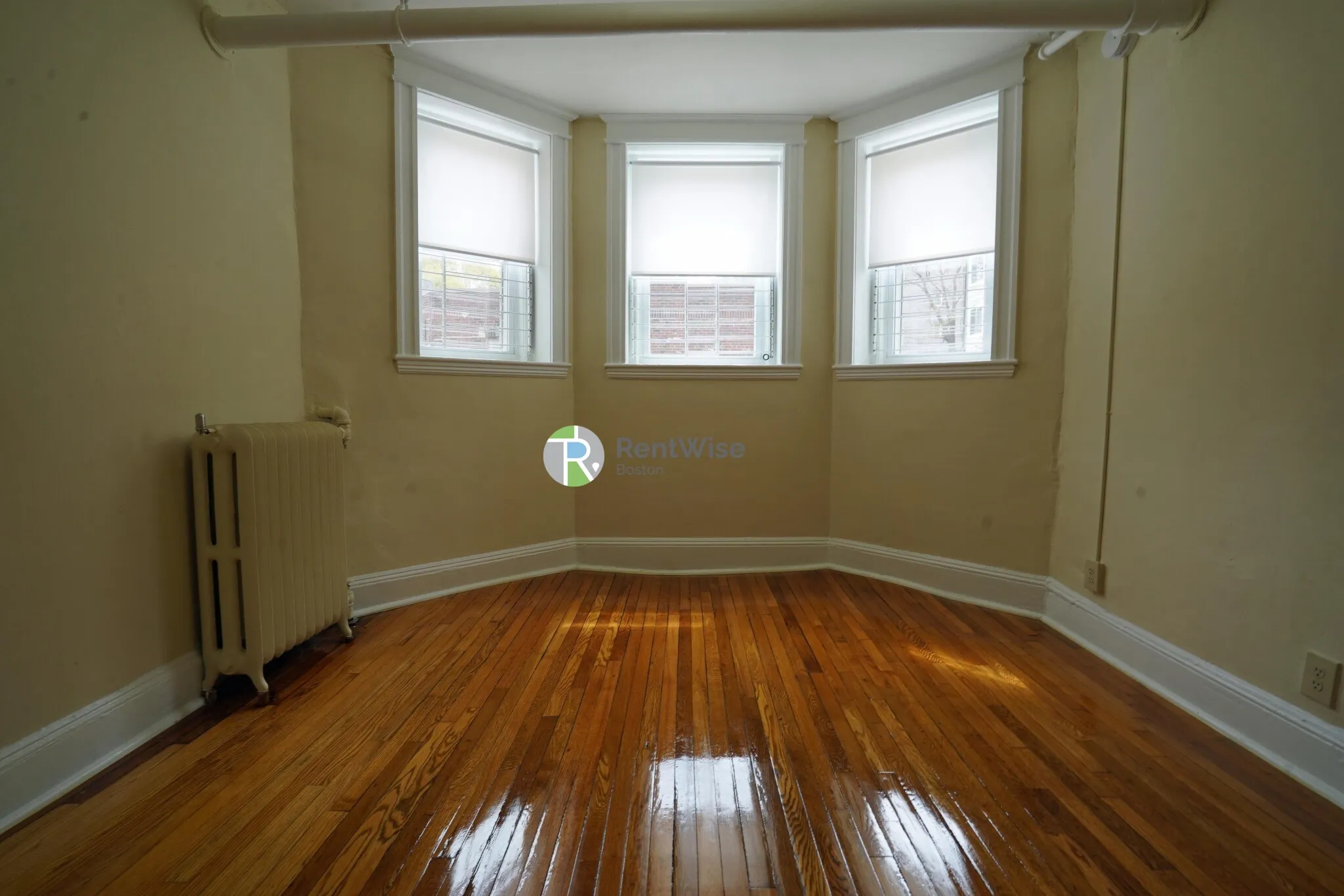 1 bed, 1 bath apartment for rent at 60 Woodstock Ave Unit 2, Brighton — photo 11 of 18