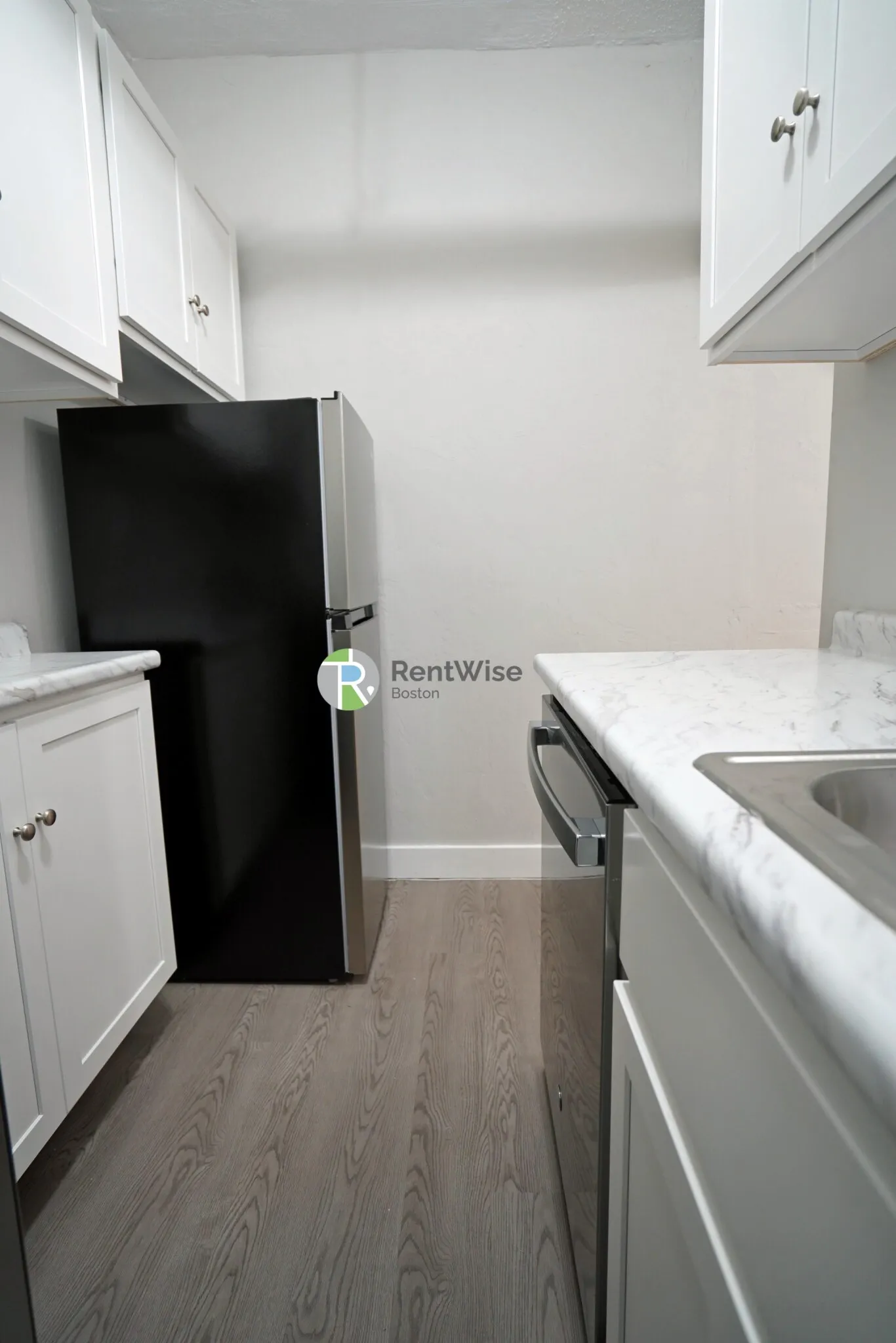 Studio bed, 1 bath apartment for rent at 60 Woodstock Ave Unit 3, Brighton — photo 8 of 14