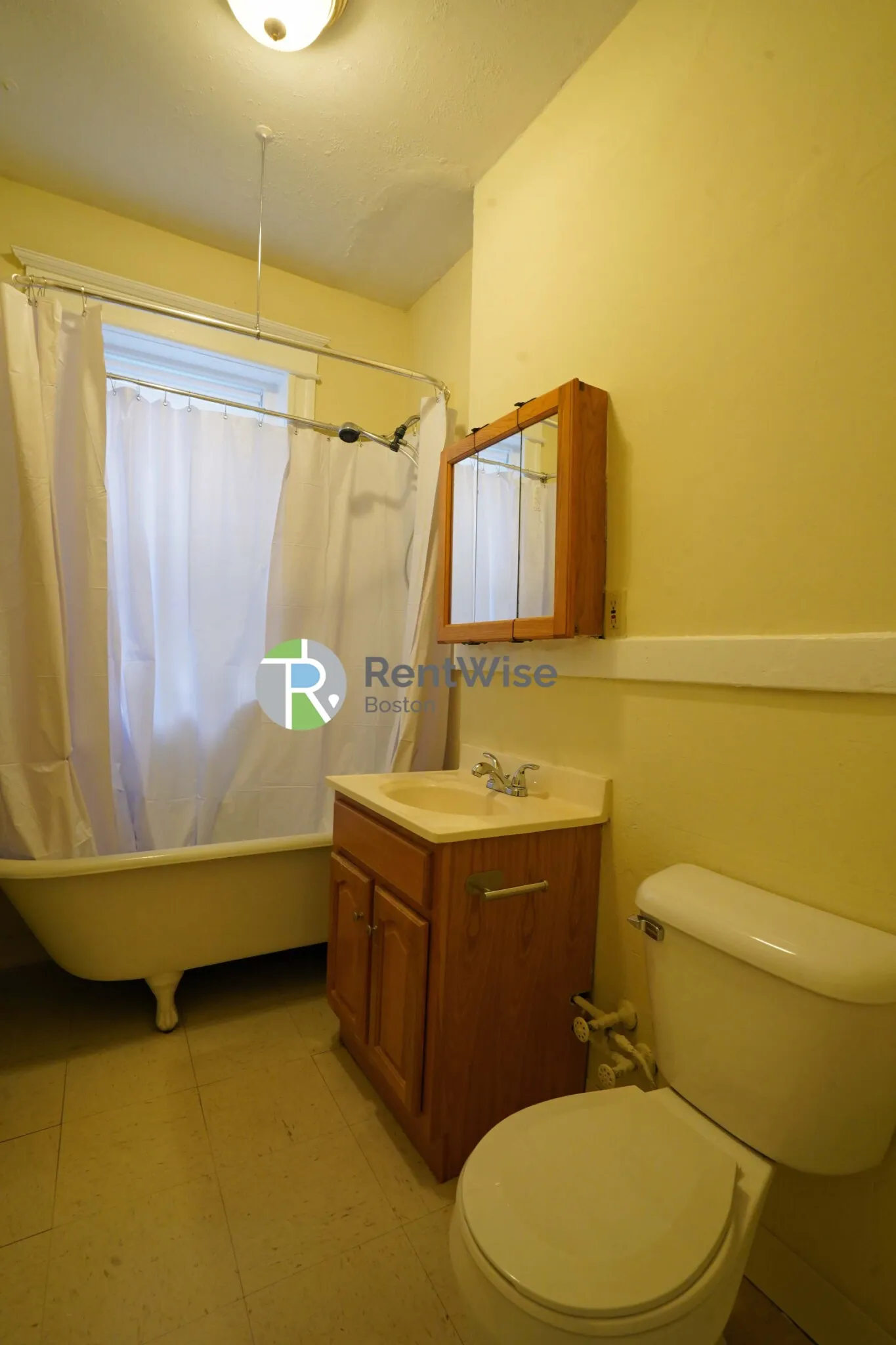 Studio bed, 1 bath apartment for rent at 60 Woodstock Ave Unit 8, Brighton — photo 6 of 14