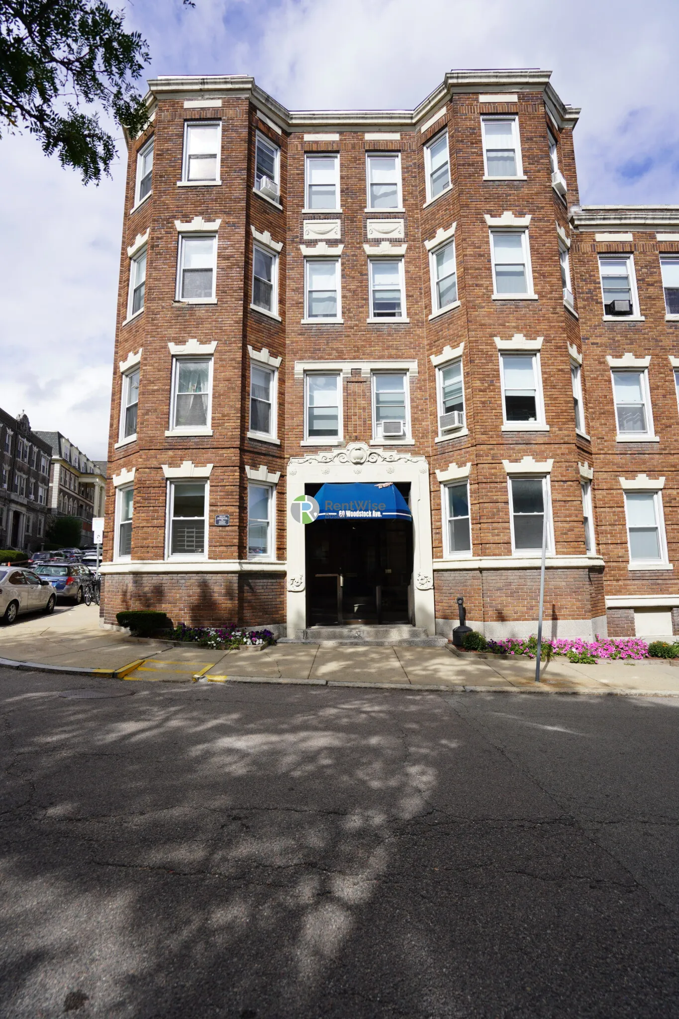 Studio bed, 1 bath apartment for rent at 60 Woodstock Ave Unit 8, Brighton — photo 10 of 14