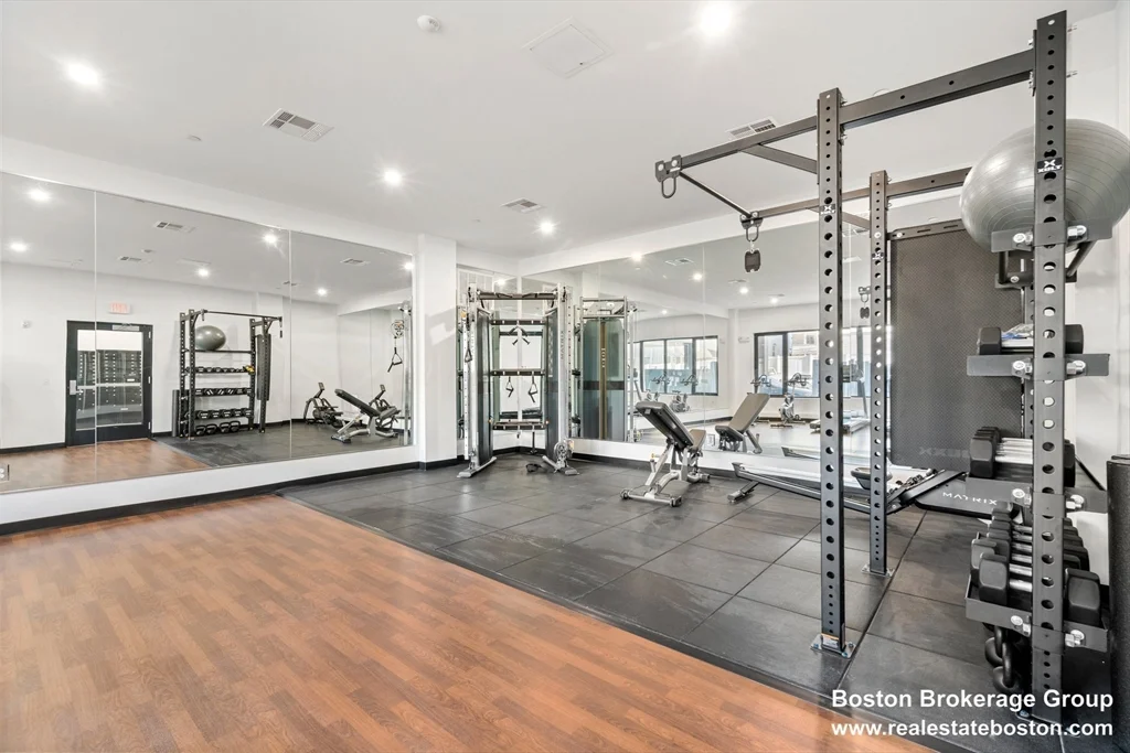 1 bed, 1 bath apartment for rent at 600 Broadway Unit 301, Everett — photo 14 of 25