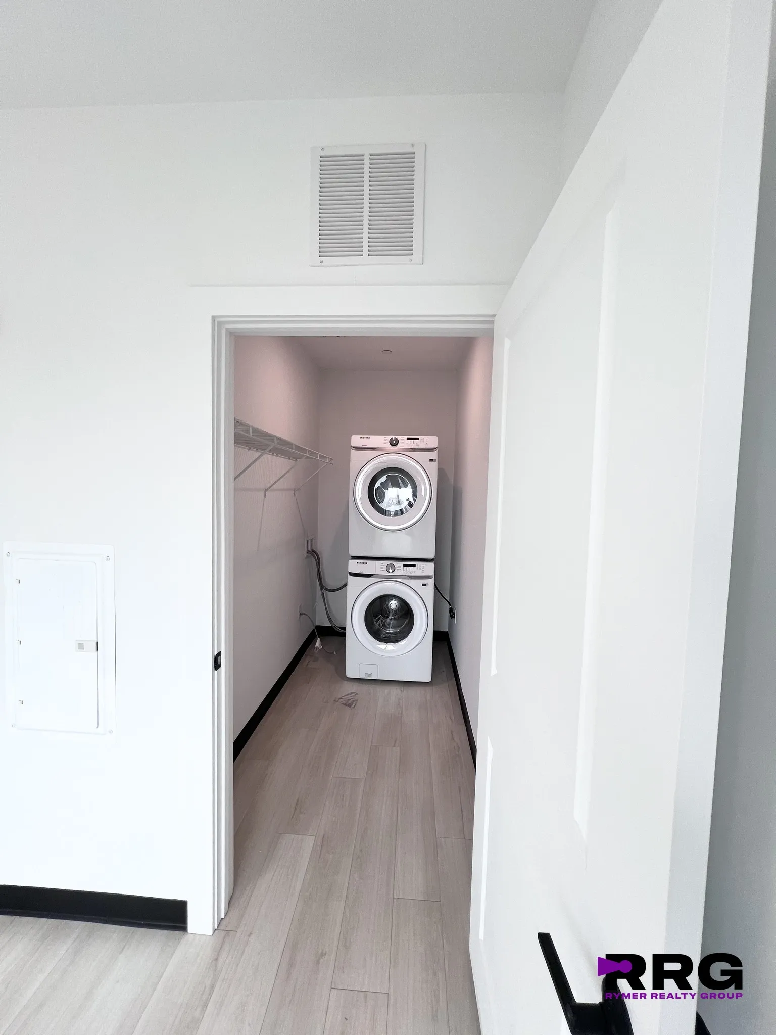 1 bed, 1 bath apartment for rent at 600 Broadway Unit 405, Everett — photo 7 of 38