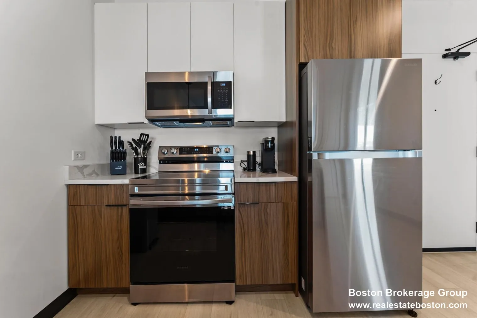 1 bed, 1 bath apartment for rent at 600 Broadway Unit 405, Everett — photo 10 of 38