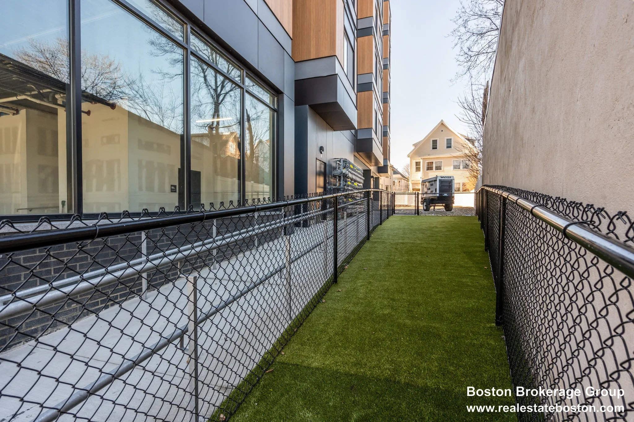 1 bed, 1 bath apartment for rent at 600 Broadway Unit 405, Everett — photo 35 of 38