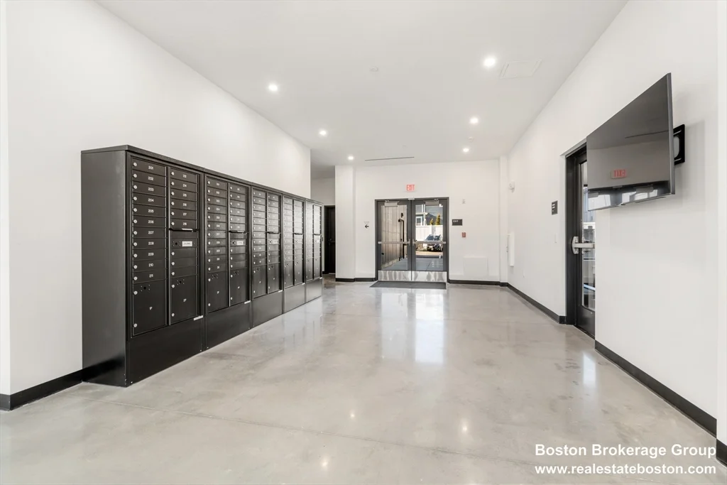 1 bed, 1 bath apartment for rent at 600 Broadway Unit 602, South Boston — photo 18 of 25