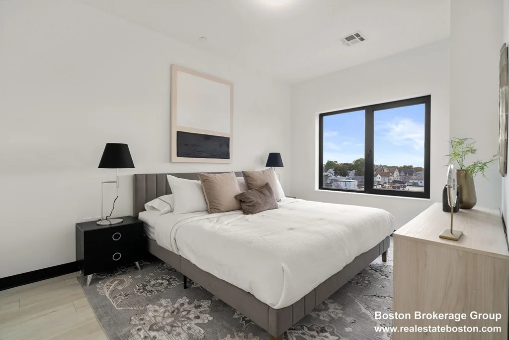 2 bed, 2 bath apartment for rent at 600 Broadway Unit 608, Everett — photo 6 of 32