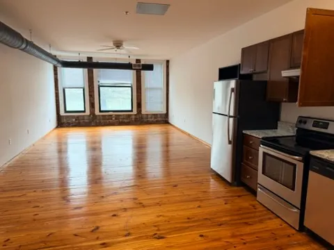 Studio bed, 1 bath apartment for rent at 600 Columbia Rd Unit 25, Dorchester — photo 7 of 10