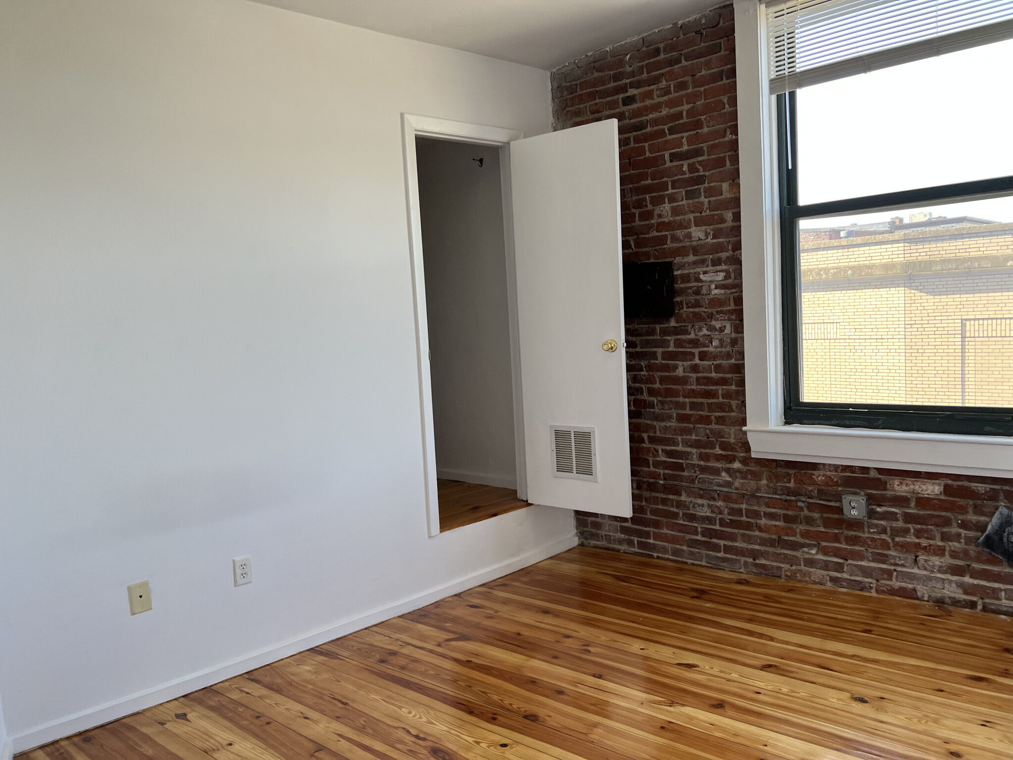 2 bed, 1 bath apartment for rent at 600 Columbia Rd Unit 28, Dorchester — photo 5 of 13