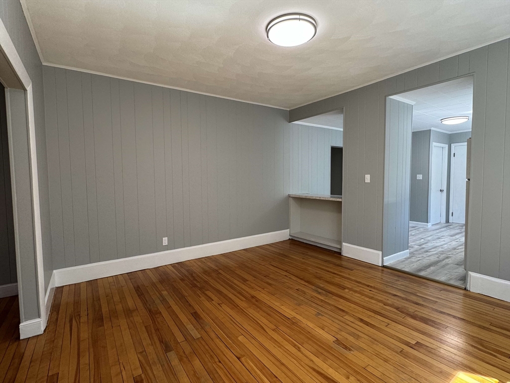 3 bed, 1 bath apartment for rent at 600 High St Unit 1, West Medford — photo 6 of 23
