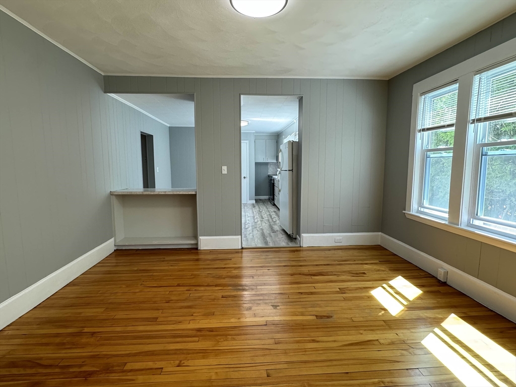 3 bed, 1 bath apartment for rent at 600 High St Unit 1, West Medford — photo 5 of 23