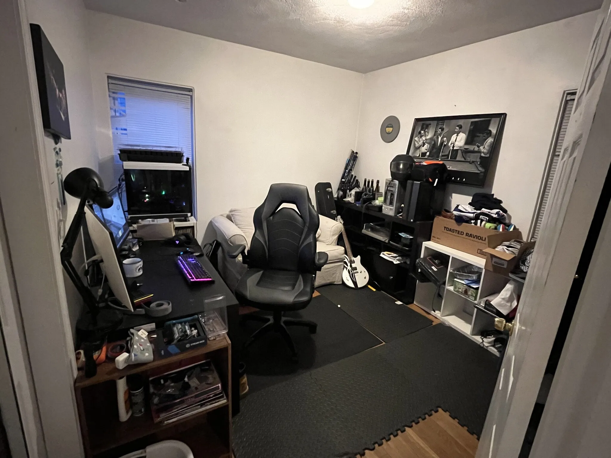 3 bed, 1 bath apartment for rent at 600 Main St Unit 2, South Medford — photo 8 of 14