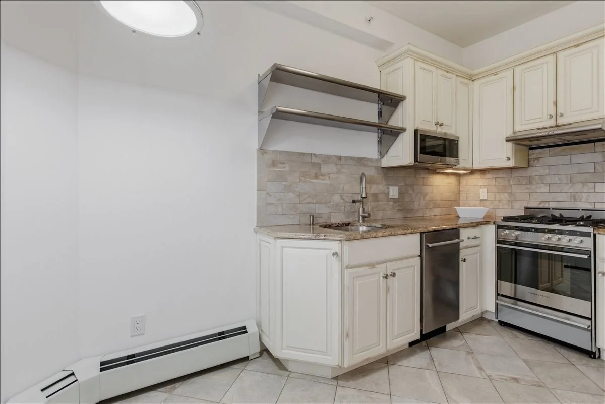 1 bed, 2 bath apartment for rent at 600 Shirley St Unit 1, Winthrop — photo 5 of 19