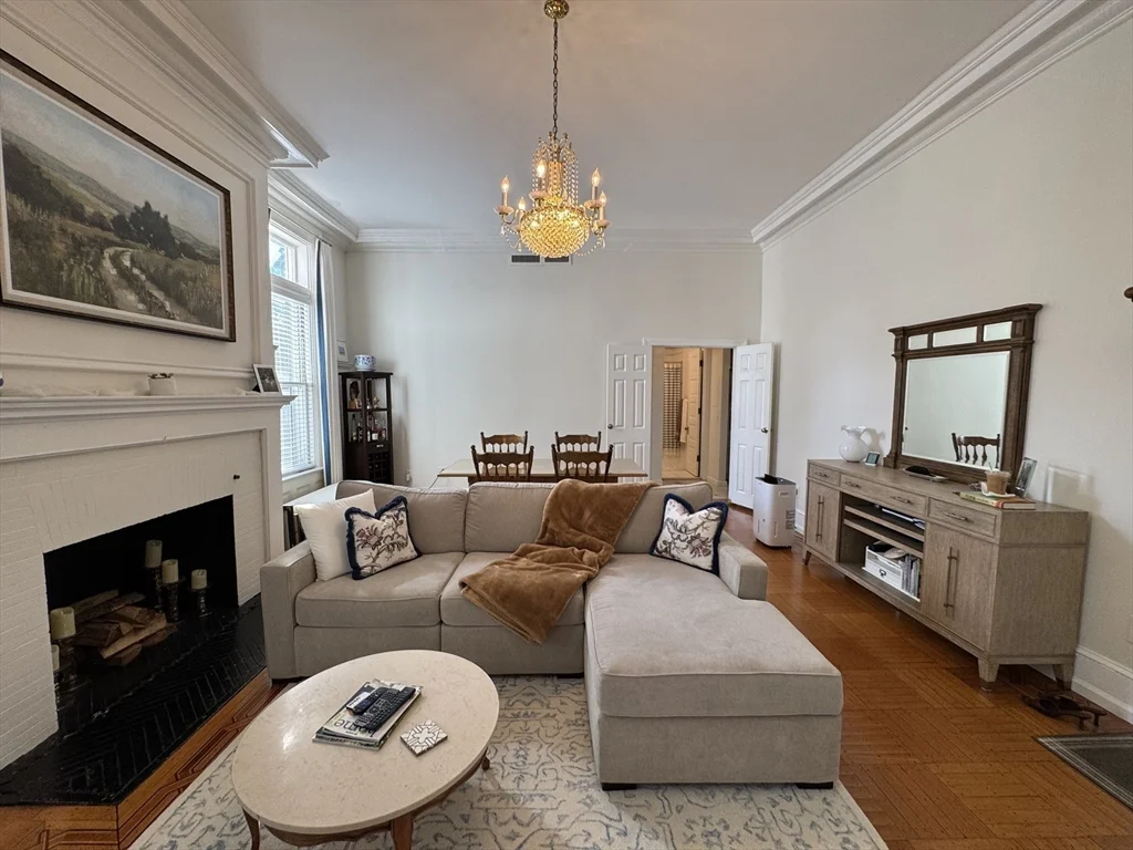 1 bed, 1 bath apartment for rent at 600 Washington St Unit 2, Wellesley