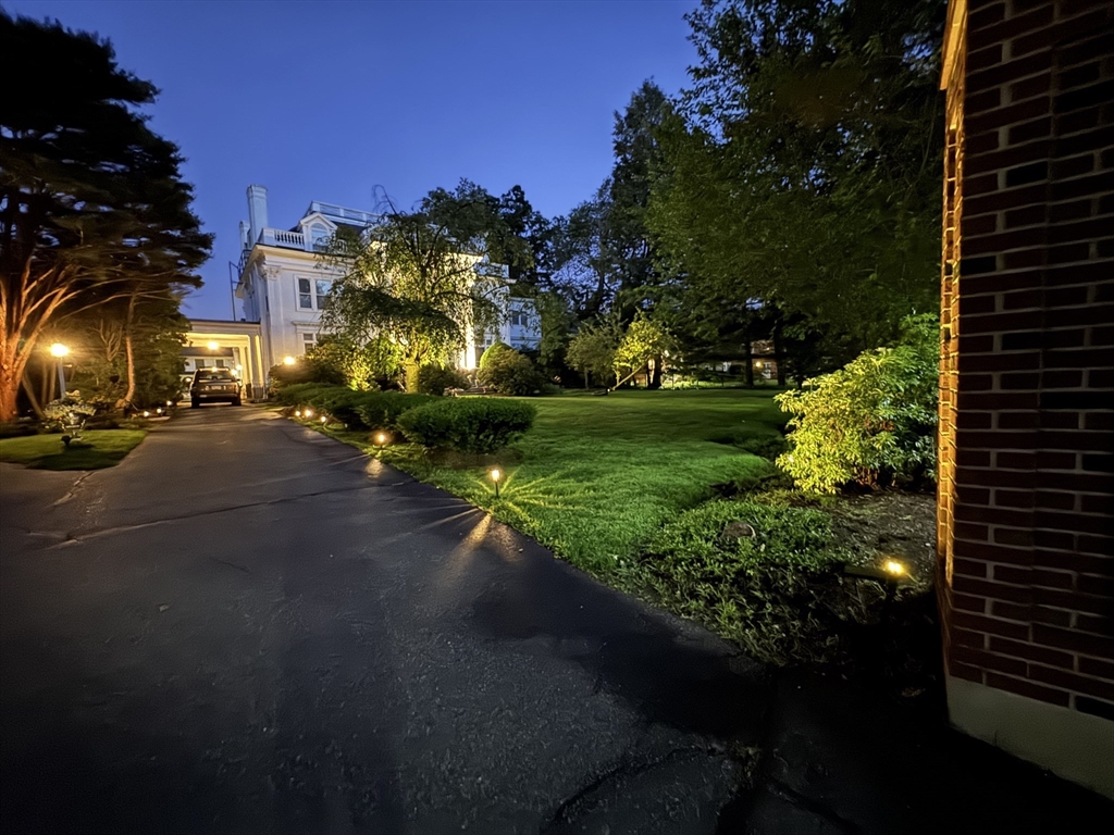 2 bed, 2 bath apartment for rent at 600 Washington St Unit 3, Wellesley — photo 17 of 19
