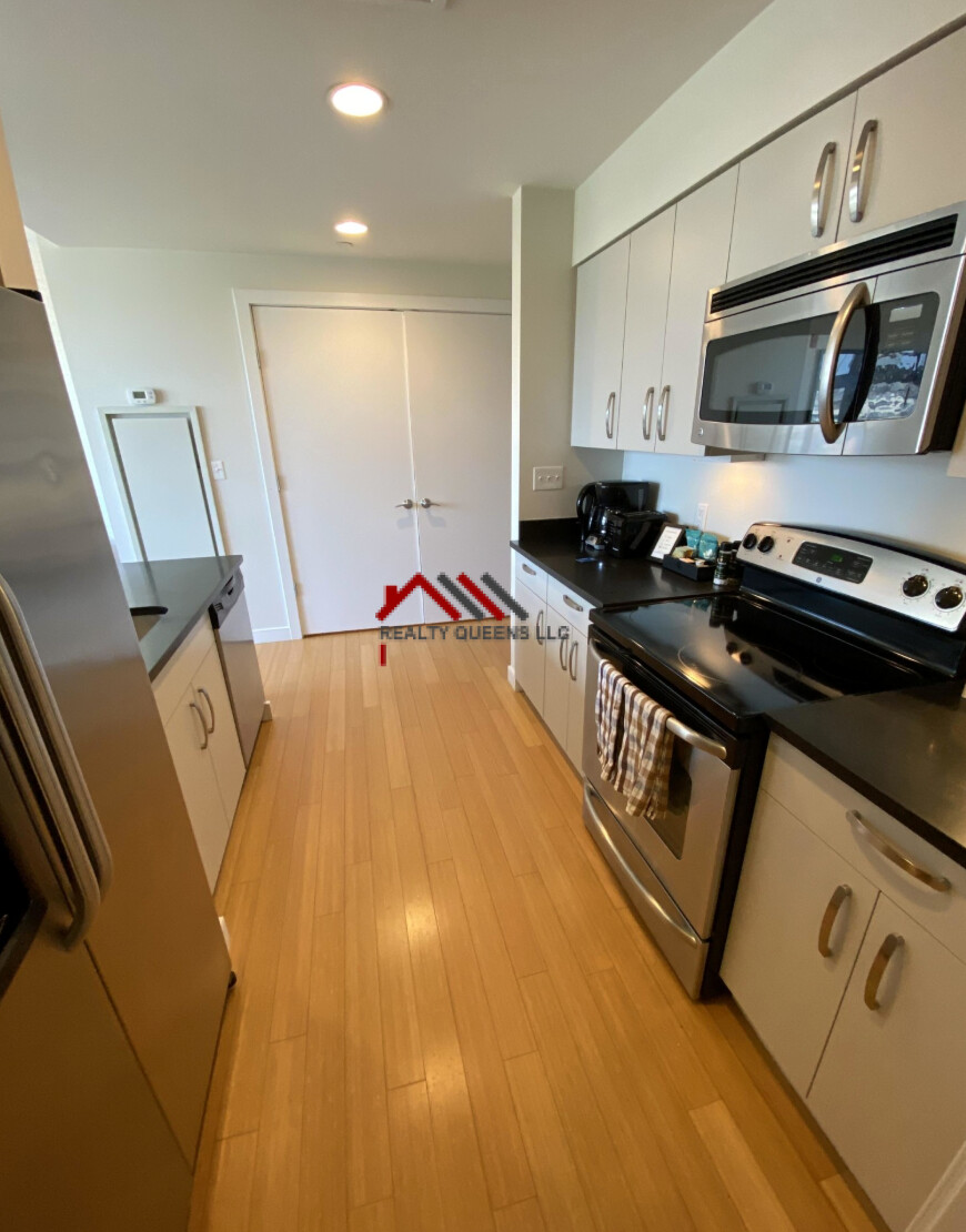Studio bed, 1 bath apartment for rent at 601 Albany St Unit 301, South End — photo 6 of 13