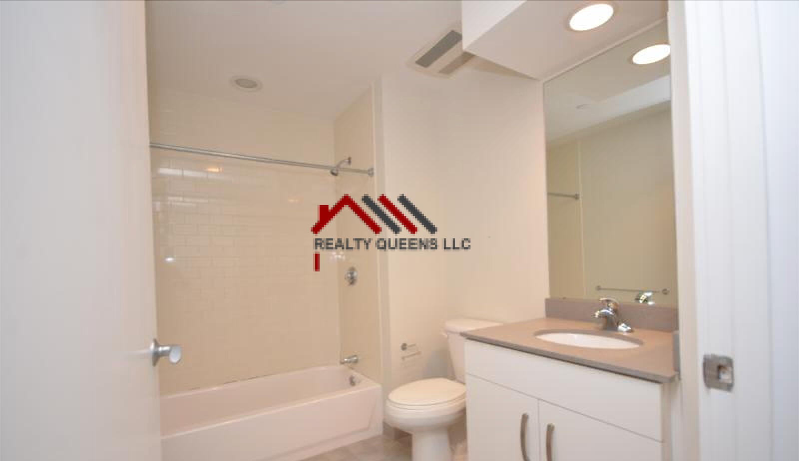2 bed, 1.5 bath apartment for rent at 601 Albany St Unit 304 A, South End — photo 11 of 12