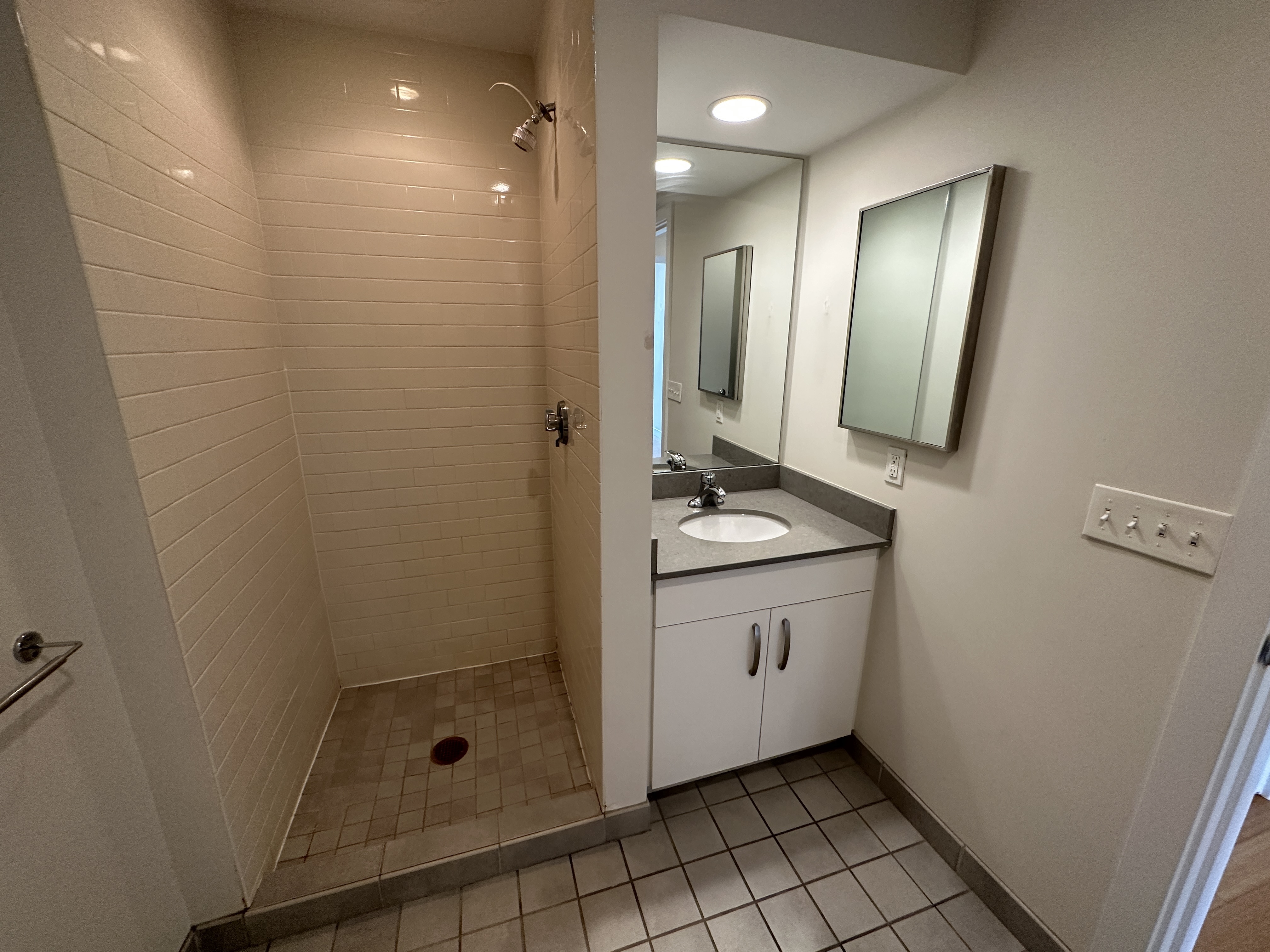 2 bed, 2 bath apartment for rent at 601 Albany St Unit 402-CF, South End — photo 22 of 23