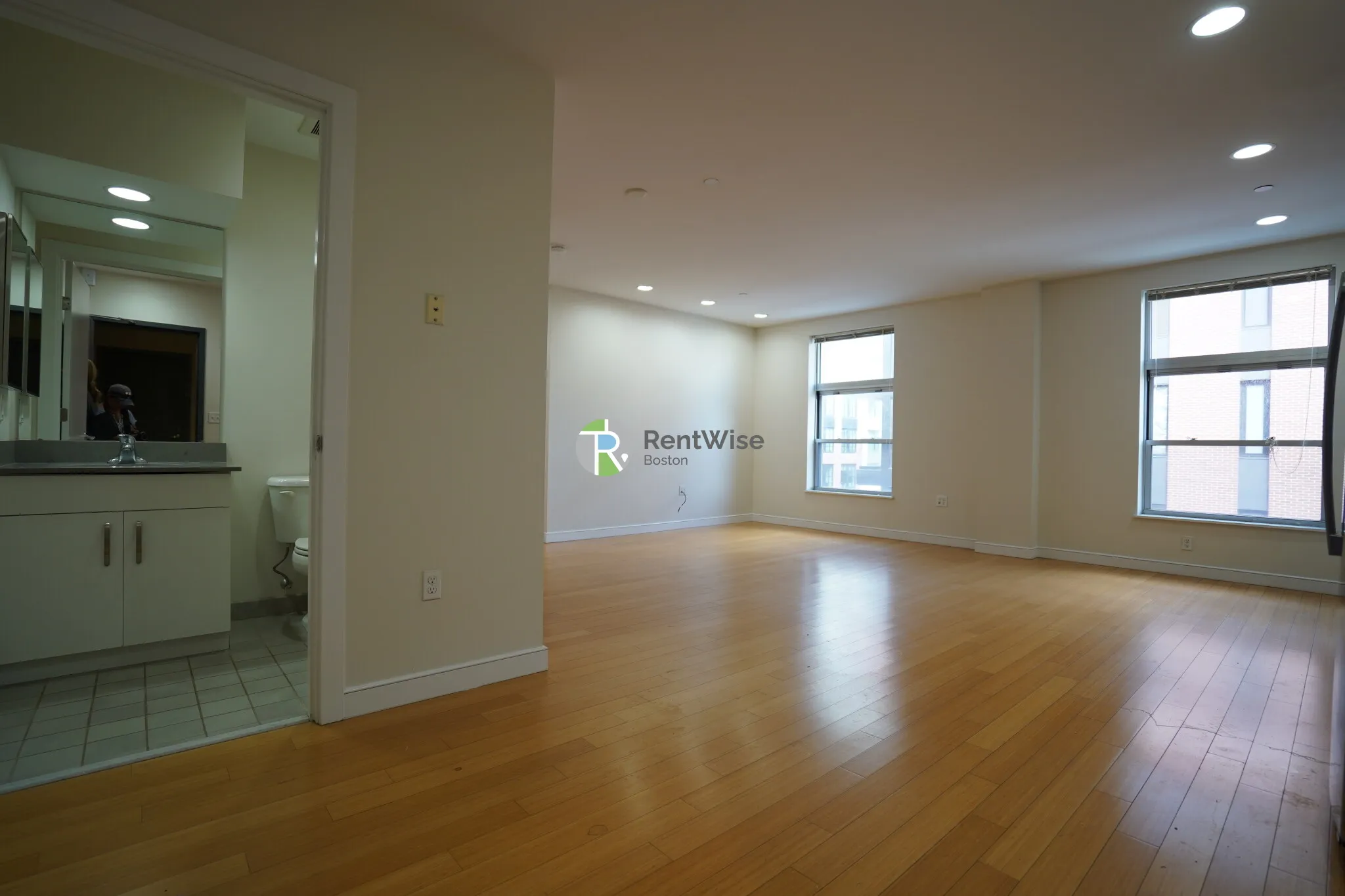 2 bed, 1.5 bath apartment for rent at 601 Albany St Unit 407A, South End