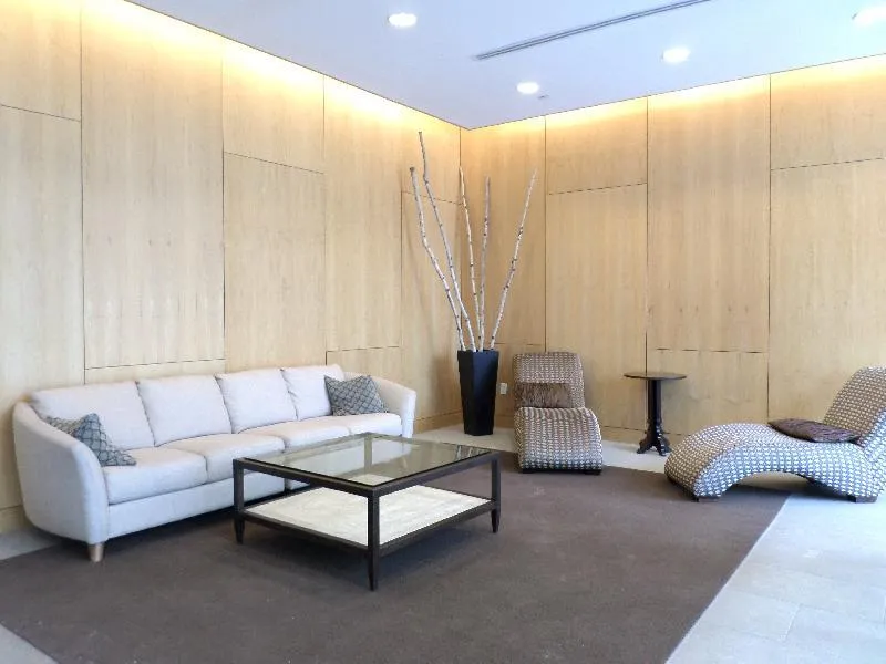 2 bed, 1.5 bath apartment for rent at 601 Albany St Unit 605, South End — photo 3 of 18