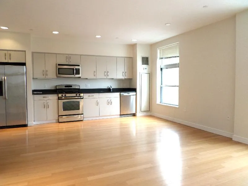 2 bed, 1.5 bath apartment for rent at 601 Albany St Unit 605, South End