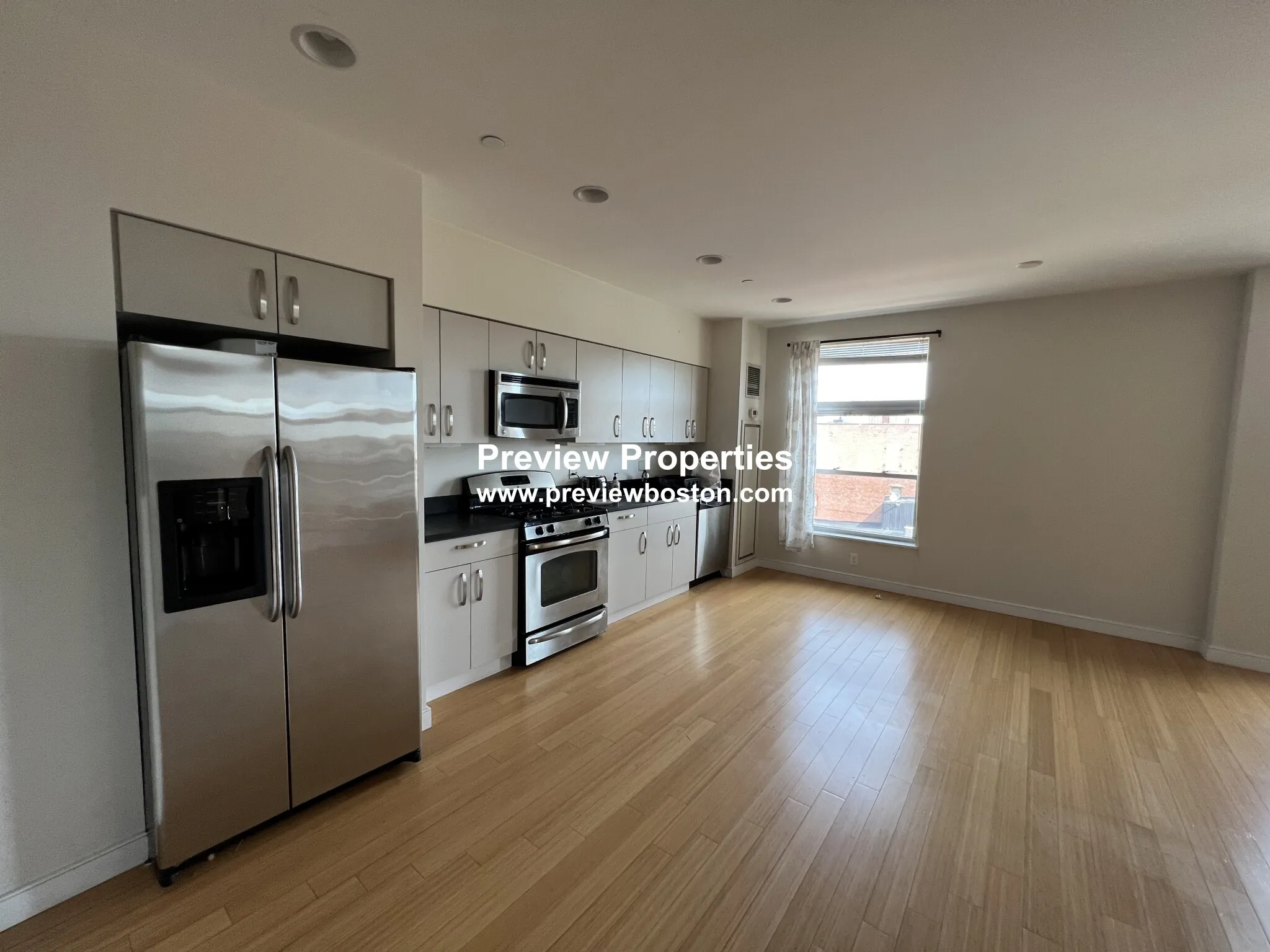 2 bed, 1.5 bath apartment for rent at 601 Albany St Unit 608, South End — photo 1 of 17