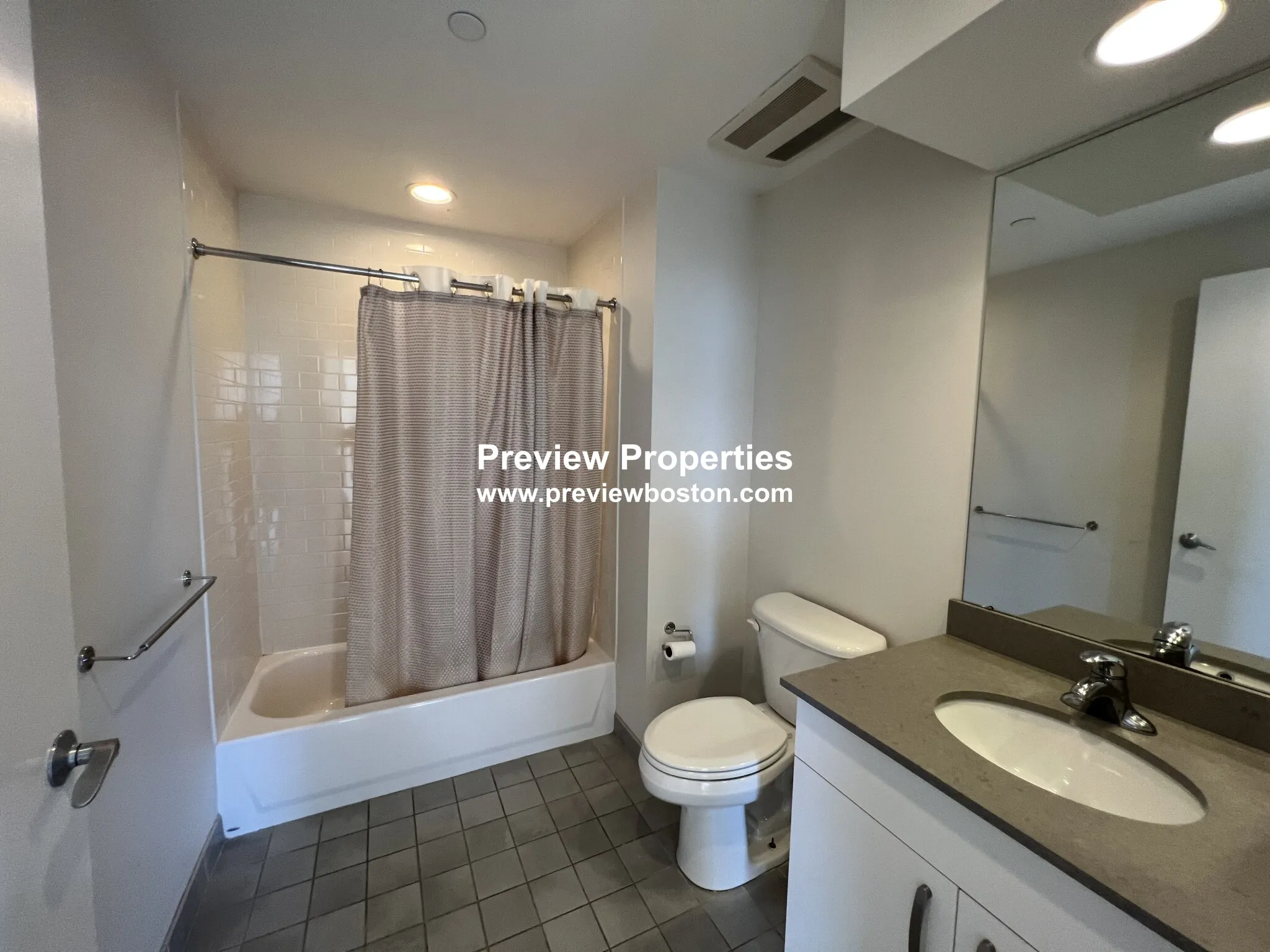 2 bed, 1.5 bath apartment for rent at 601 Albany St Unit 608, South End — photo 11 of 17