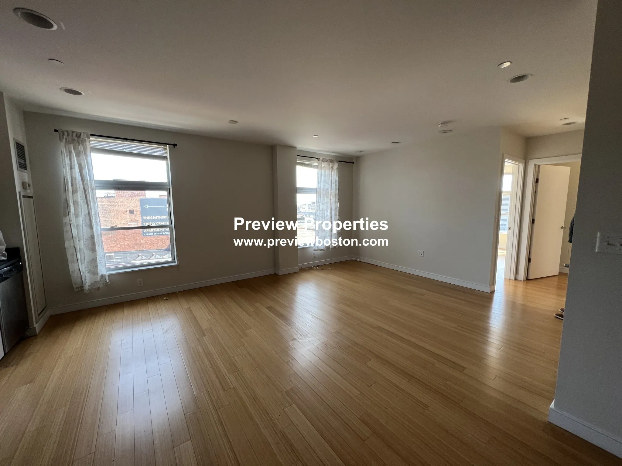 2 bed, 1.5 bath apartment for rent at 601 Albany St Unit 608, South End — photo 5 of 17